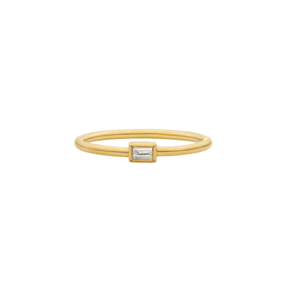 Baguette diamond ring, yellow gold